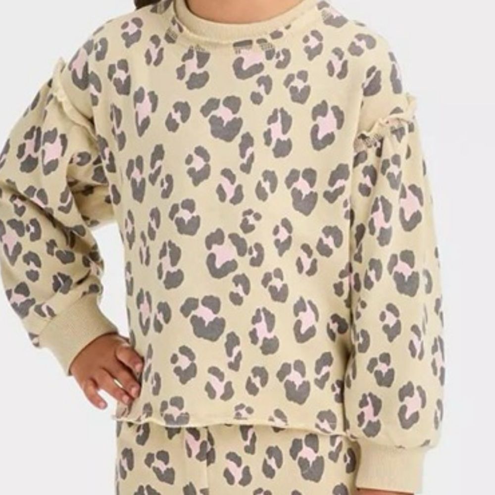 Grayson Mini Beige and pink cheetah print Crewneck sweatshirt 17 months